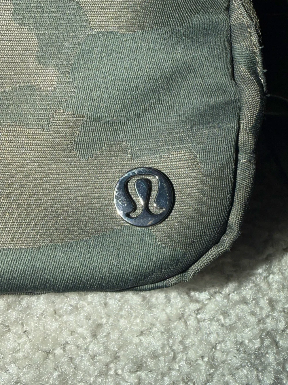 lululemon athletica sleek lululemon